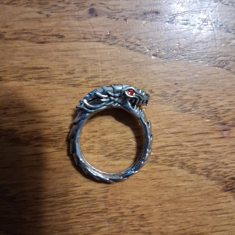 Proclamation Jewelry Sterling Silver‎ Garnet Dragon Ring Size 6 Fantasy D&D